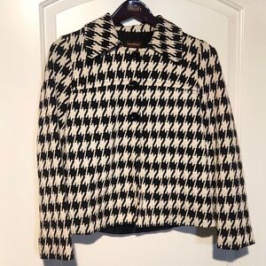 Pinky & Dianne jacket.  Hounds tooth. size small. Black and white